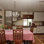 Bed and Breakfast Pajula Järvenpää