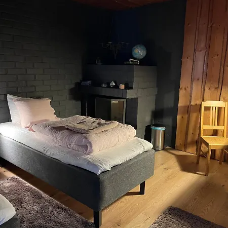 לינה וארוחת בוקר Pajula Järvenpää